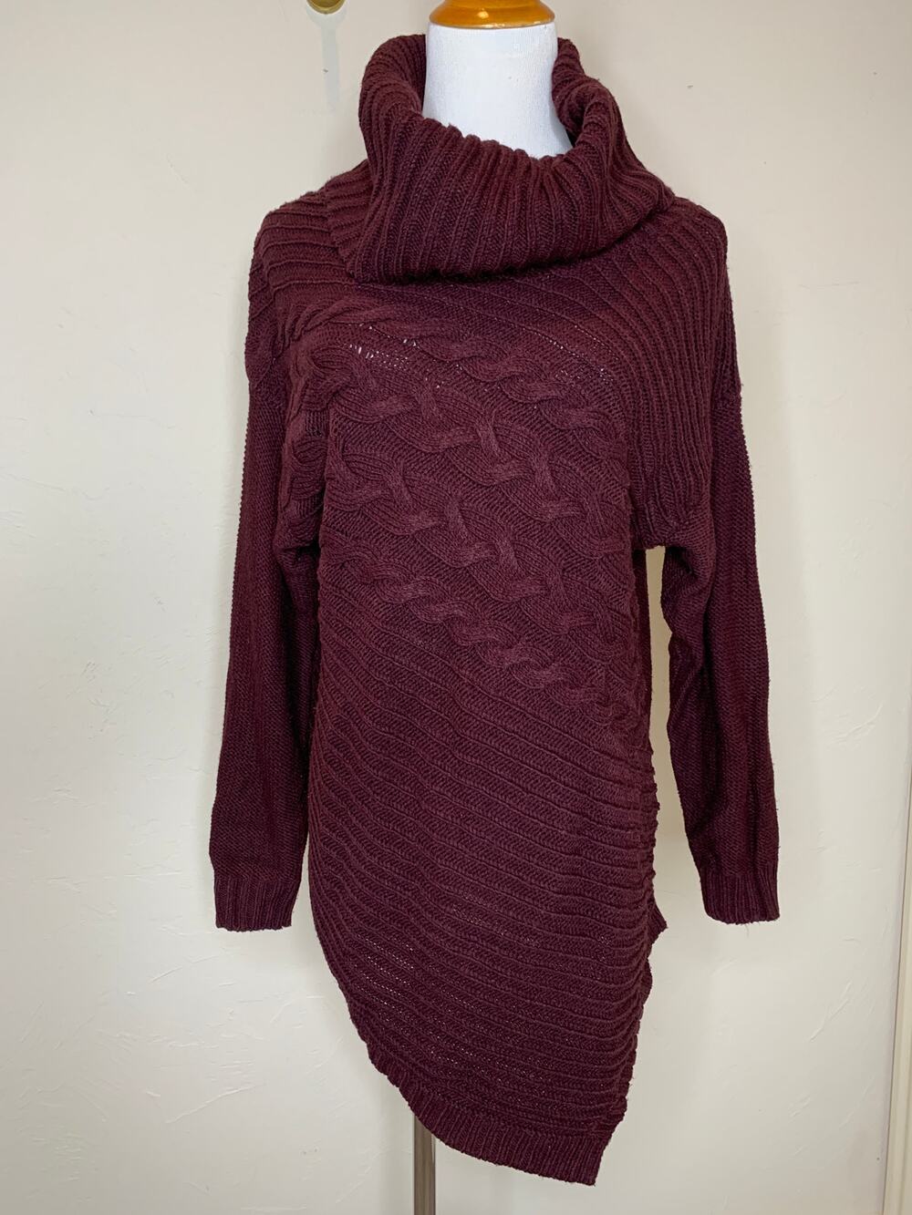 Burgundy Cable Knit Asymmetric Sweater Sz Small Boho